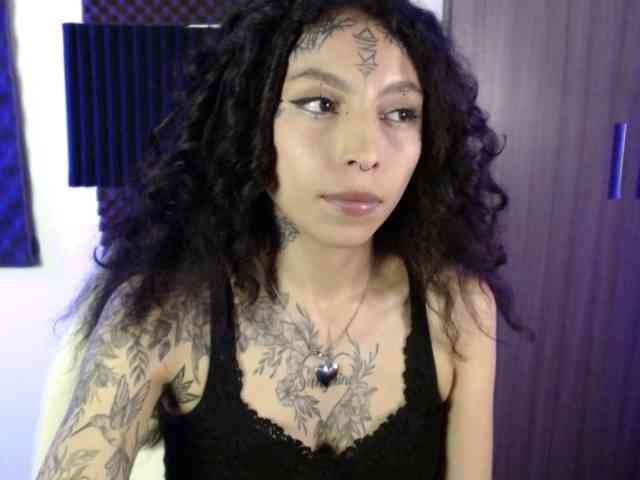 TamikaAoki webcam