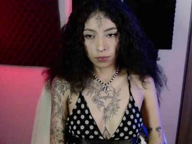TamikaAoki webcam