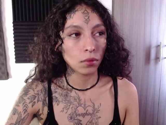 TamikaAoki webcam