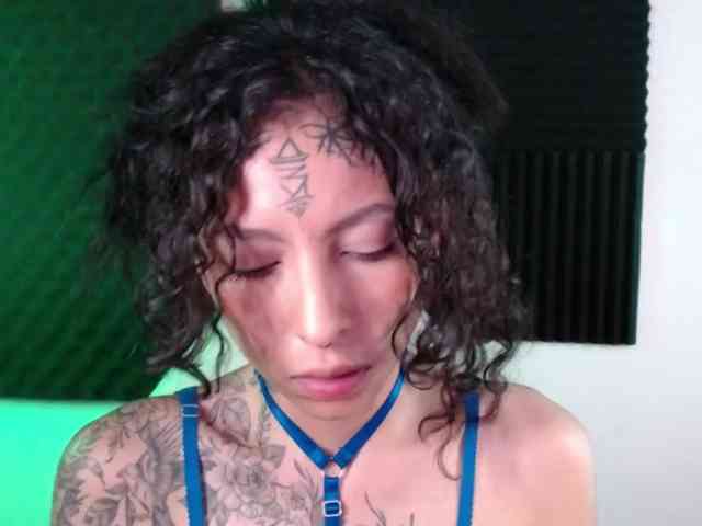 TamikaAoki webcam