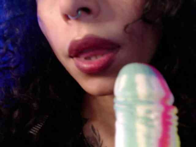 TamikaAoki webcam