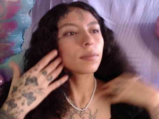 TamikaAoki webcam
