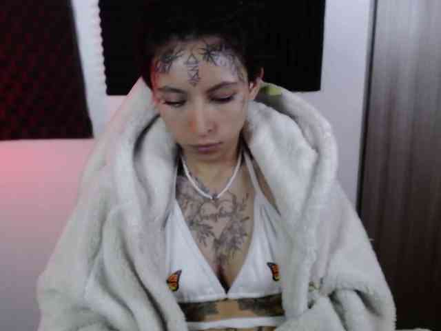 TamikaAoki webcam