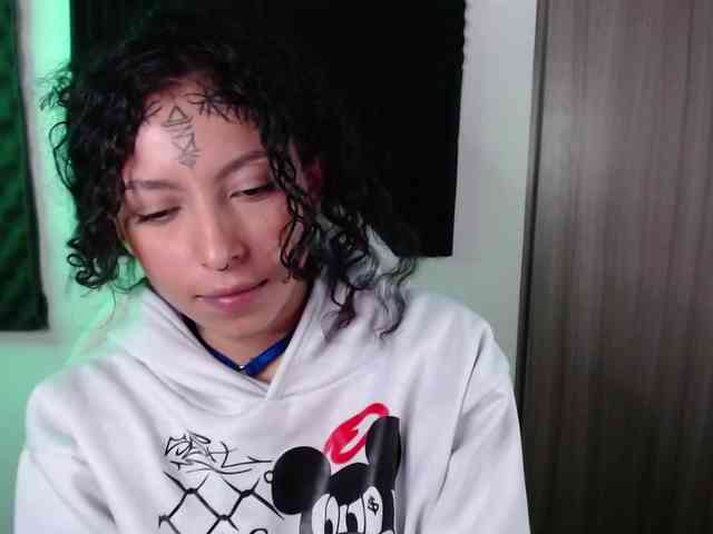 TamikaAoki webcam