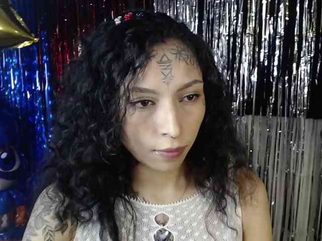 TamikaAoki webcam