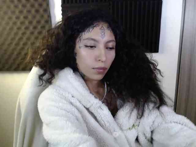 TamikaAoki webcam