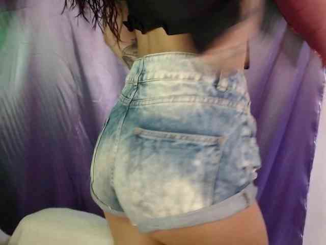 TamikaAoki webcam