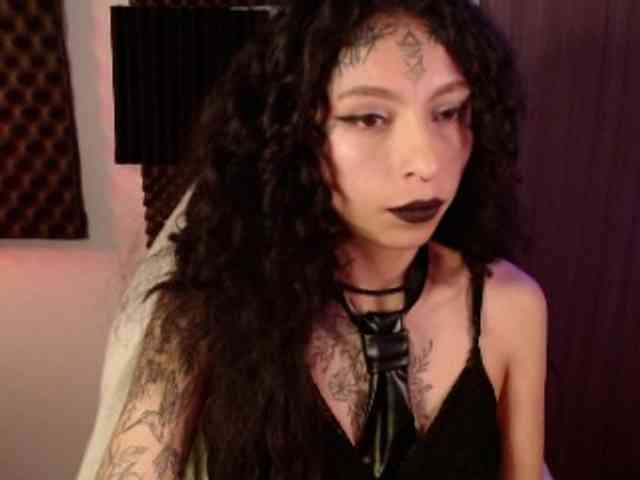 TamikaAoki webcam