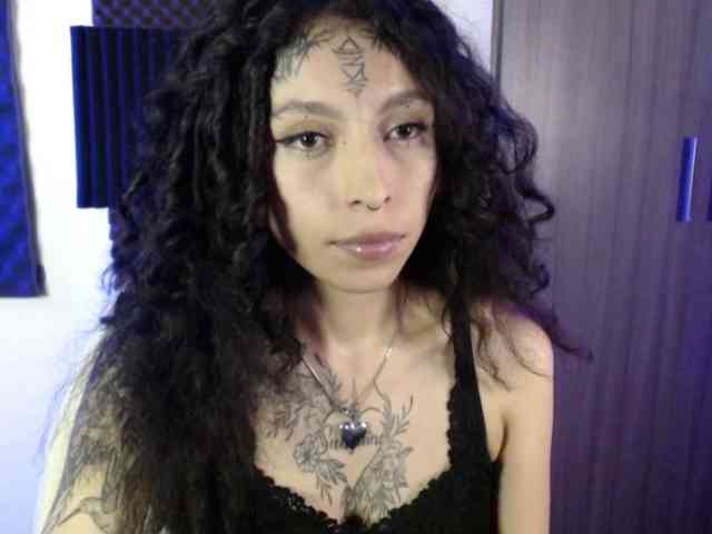 TamikaAoki webcam