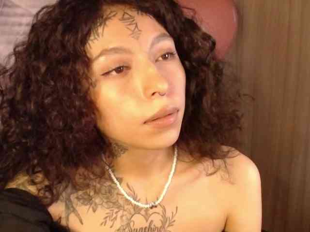 TamikaAoki webcam