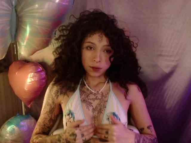 TamikaAoki webcam