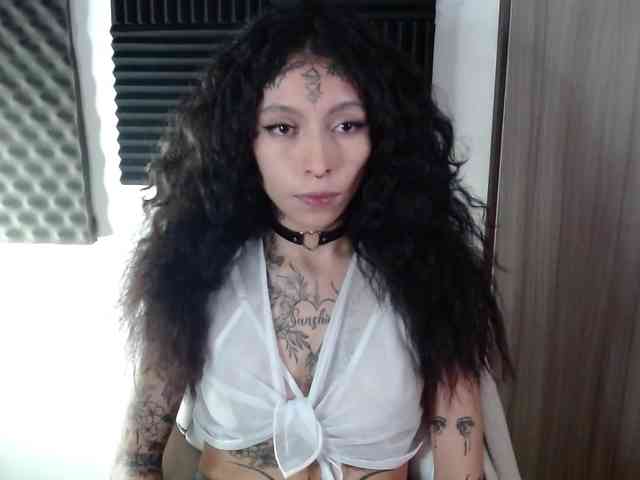 TamikaAoki webcam