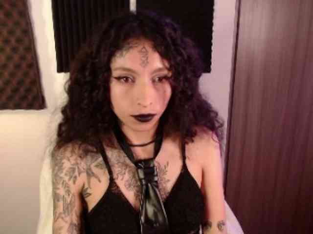 TamikaAoki webcam