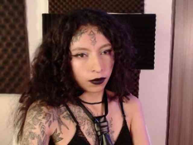 TamikaAoki webcam