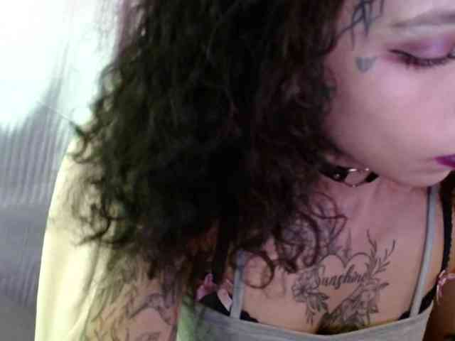 TamikaAoki webcam