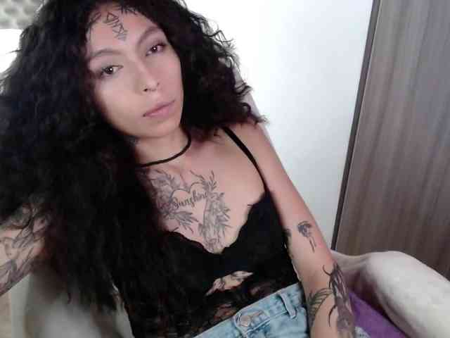 TamikaAoki webcam