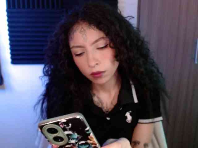 TamikaAoki webcam