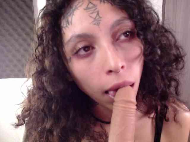 TamikaAoki webcam