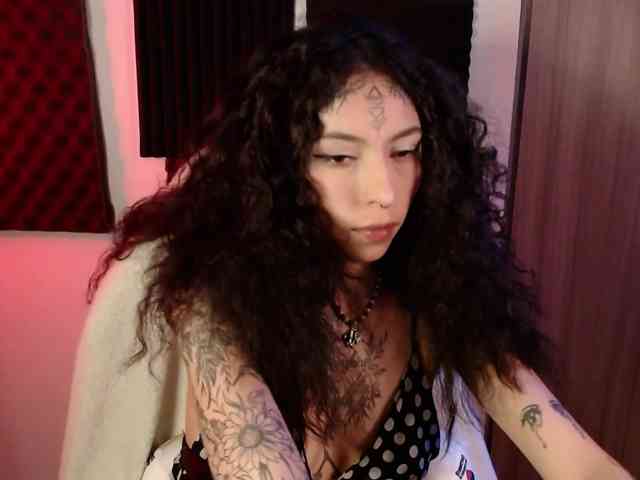 TamikaAoki webcam