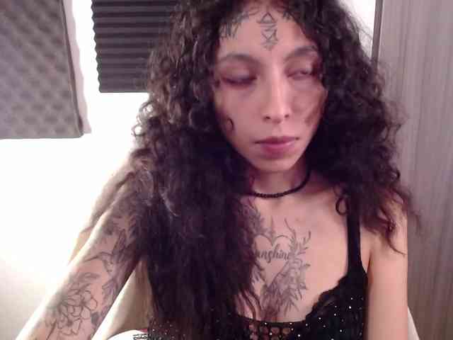 TamikaAoki webcam