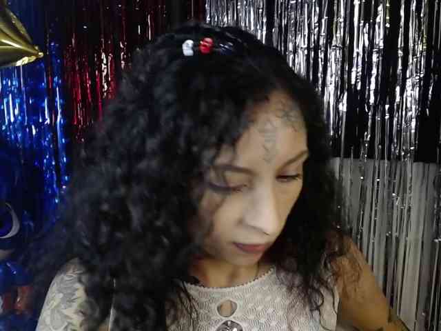 TamikaAoki webcam