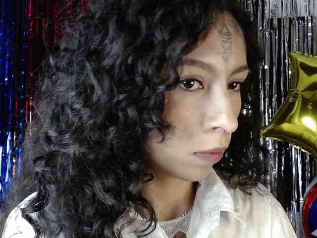 TamikaAoki webcam