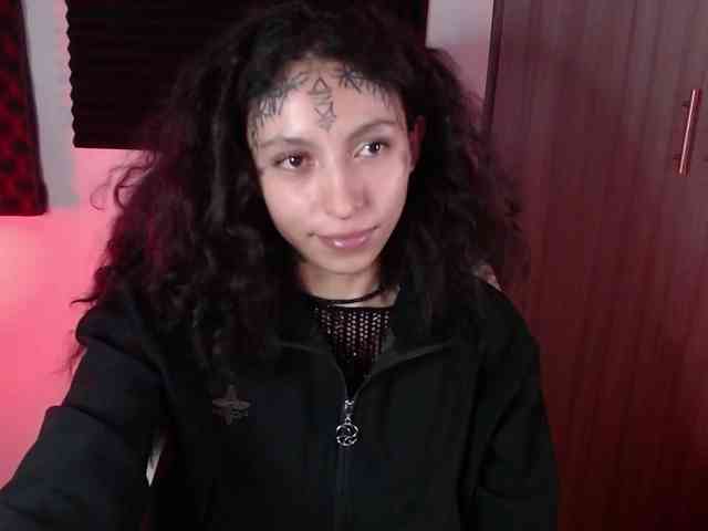 TamikaAoki webcam
