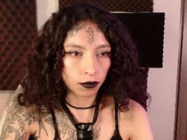 TamikaAoki webcam