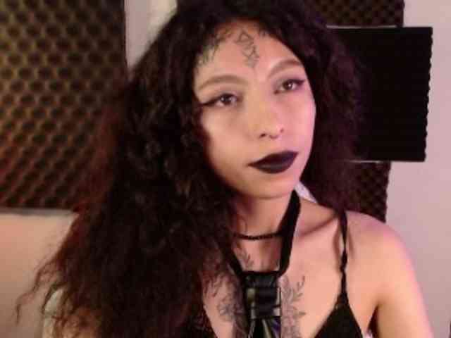 TamikaAoki webcam