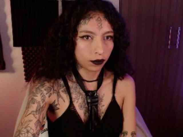 TamikaAoki webcam
