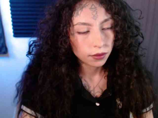 tamikaaoki's live room