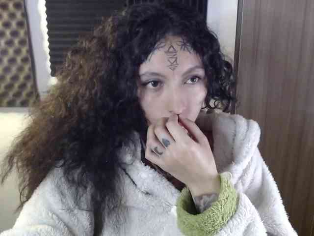TamikaAoki webcam