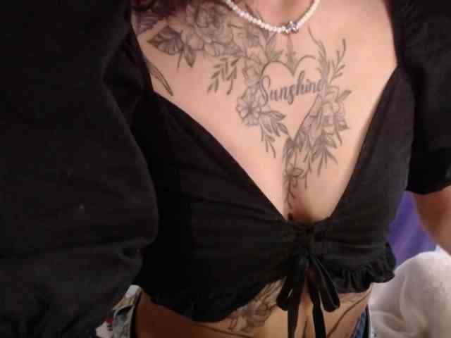 TamikaAoki webcam