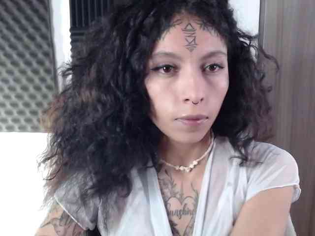 TamikaAoki webcam