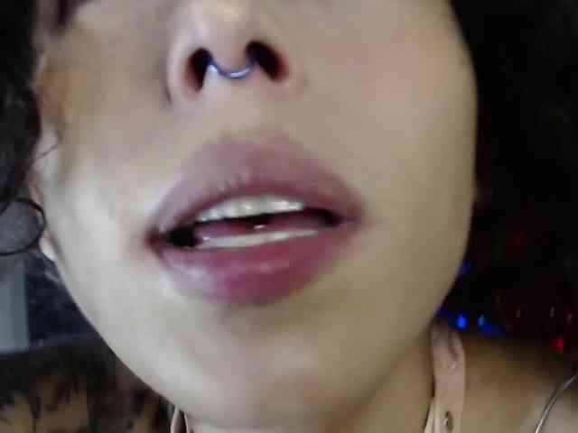 TamikaAoki webcam