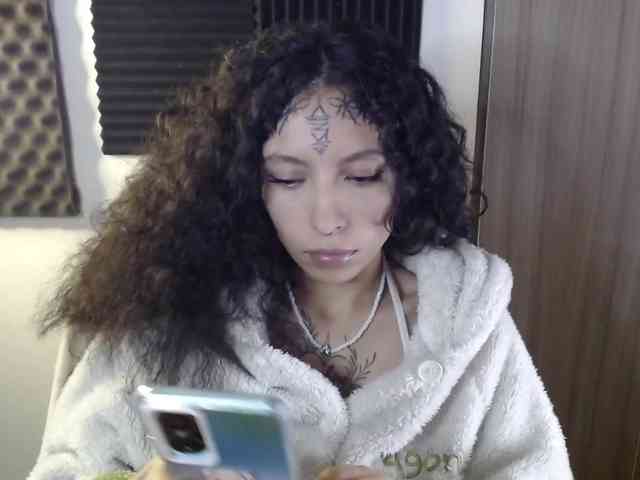 TamikaAoki webcam
