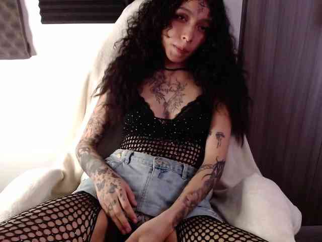 TamikaAoki webcam