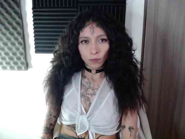 TamikaAoki webcam