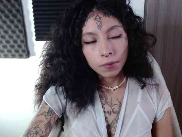TamikaAoki webcam