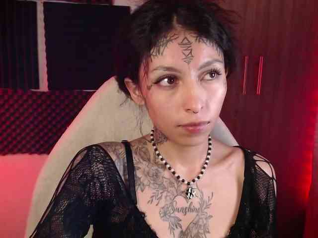 TamikaAoki webcam