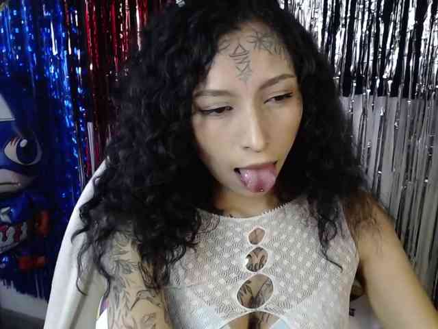TamikaAoki webcam