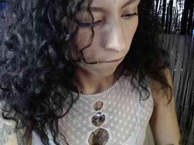 TamikaAoki webcam