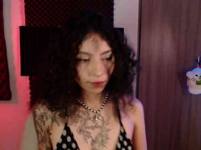 TamikaAoki webcam
