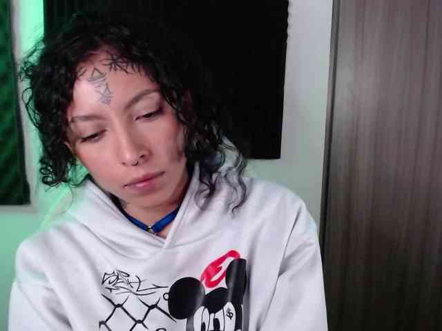 TamikaAoki webcam