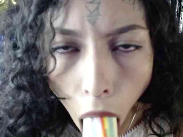 TamikaAoki webcam
