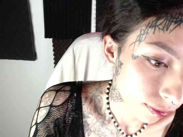 TamikaAoki webcam