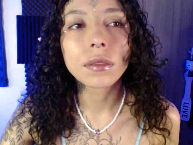 TamikaAoki webcam