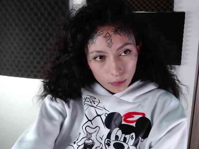 TamikaAoki webcam