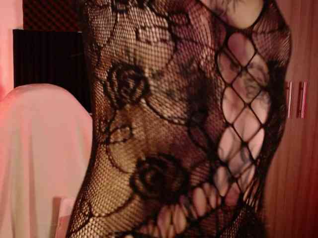 TamikaAoki webcam