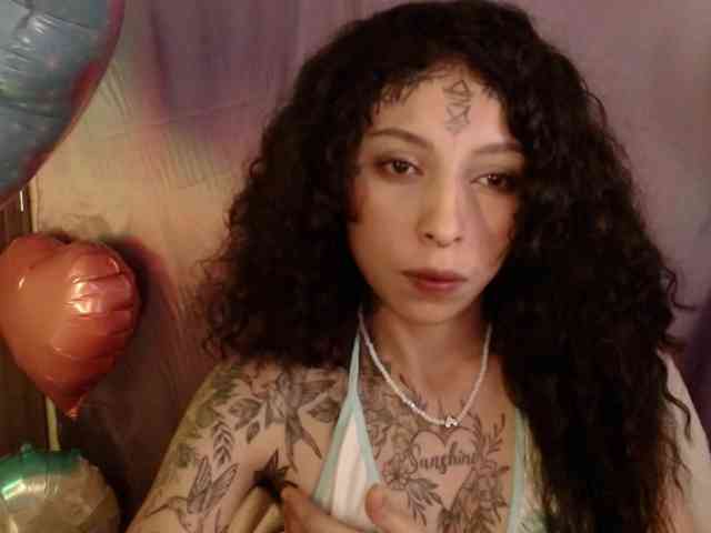 TamikaAoki webcam